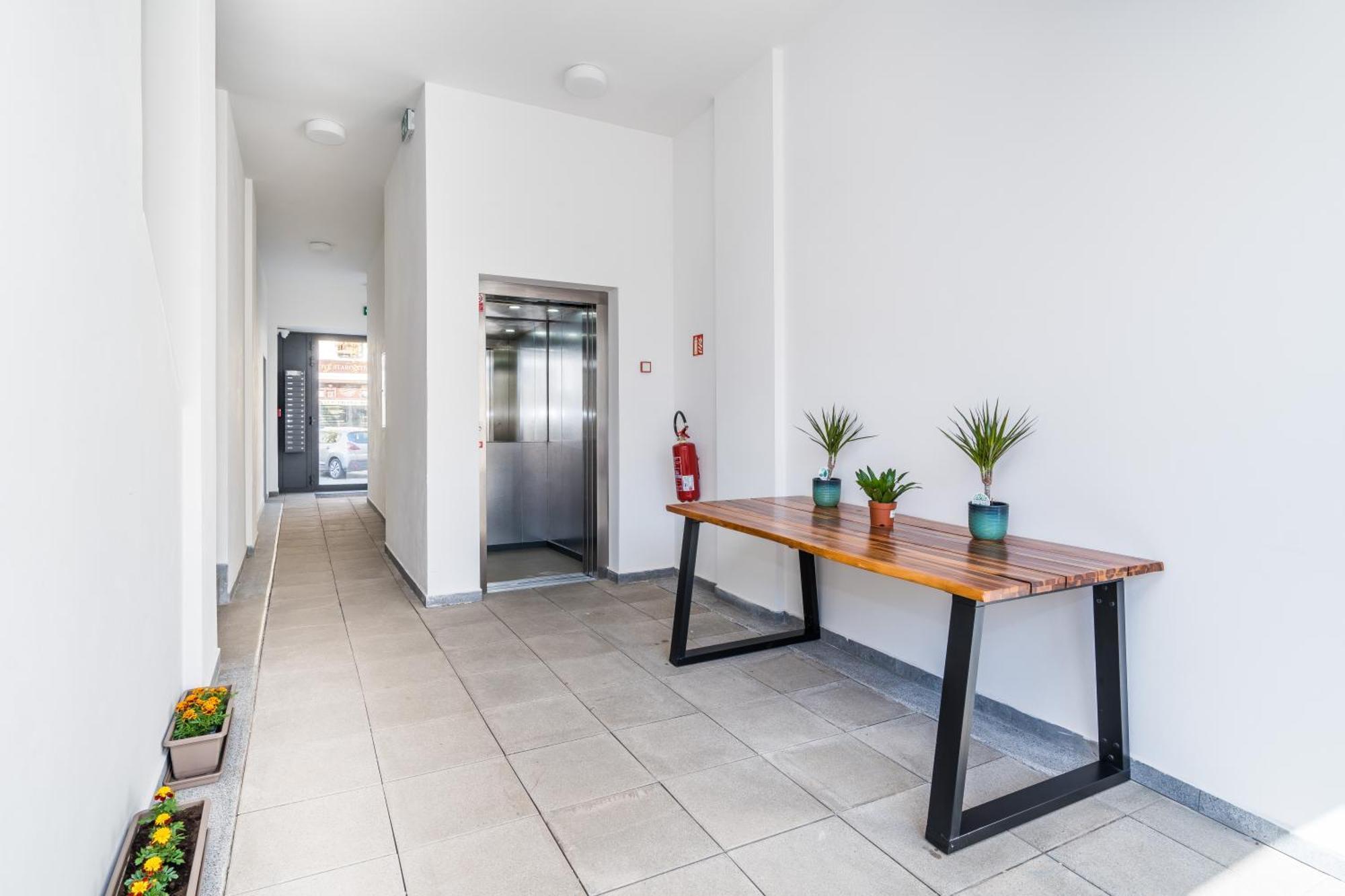 Perla Hradce 301 Apartment Hradec Kralove Exterior photo