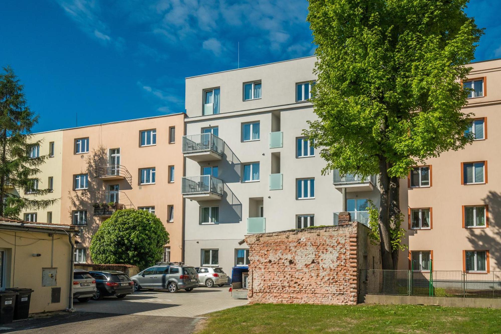 Perla Hradce 301 Apartment Hradec Kralove Exterior photo